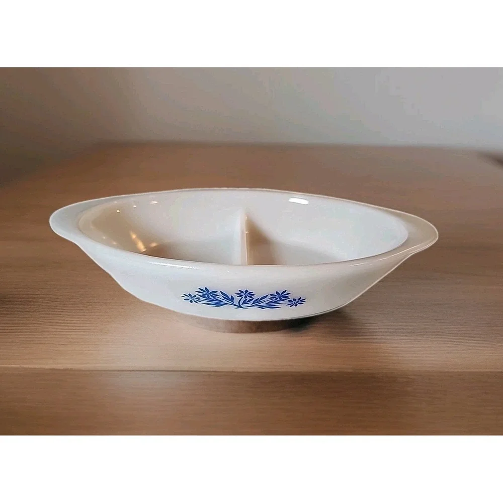 Vintage Anchor Hocking Divided Casserole Dish Corn Flower Blue Pattern EUC Charm